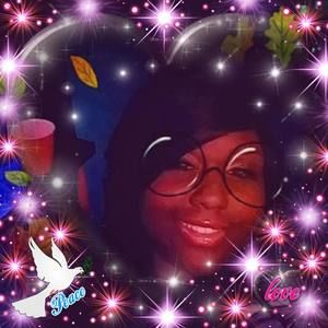 Meet your Posher, Johnae